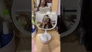 Hello Kitty Mirror