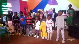 FAMILY SUNDAY SERVICE 