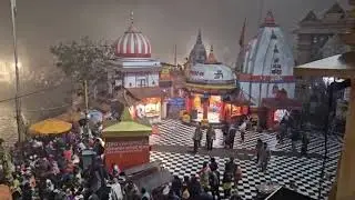 On the occasion of Makar Sankranti, millions of devotees took a holy dip at Har Ki Pauri.