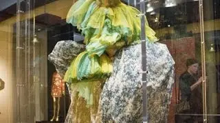 Met Reveals 'China: Through the Looking Glass'