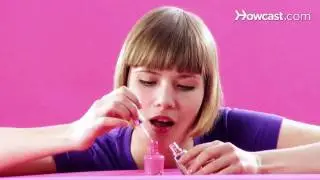 Quick Tips: How to Thin Clumpy Nail Polish