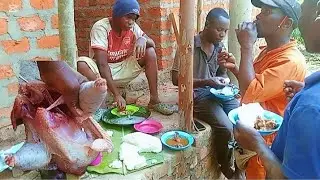 Slaughtering a chicken 🐔  before putting iron sheets as a sign of appreciation and cultural belief 
