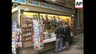 Hedlines, newspapers as President weights Prodi support on political crisis