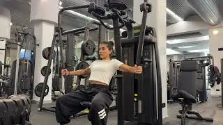 Chest Fly Machine