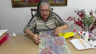 Decoupage com guardanapo e aplique de MDF