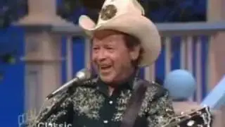 Little Jimmy Dickens - Sleeping At The Foot Of The Bed