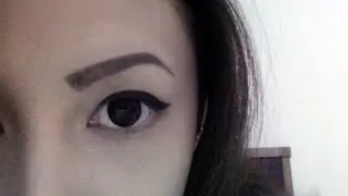 Tutorial: Como fazer um delineado perfeito :3
