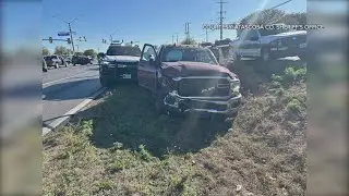 DPS trooper injured amid high-speed chase that ends in far south-side crash, officials say