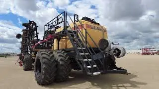 2013 Seedmaster TXB8012 80 Ft For Sale | Saskatoon, SK, CAN Auction - July 19 - 20, 2021