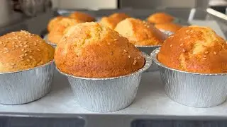 Rosewater and Cardamom Cupcakes (Cake Yazdi)