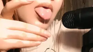 ASMR Painting With Spit | Relaxing Visual & Mouth Sounds