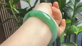 1月15日8:00-14:00【翡翠直播】翡翠手鐲feicui  live緬甸翡翠玉石珠寶吊墜掛件全球直播代購戒指項鍊手鍊 玉墜翡翠蛋面天然翡翠微信：hwfc99 Line：bzzb666