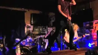The Devil wants her swagger back, Cork bradleys gig
