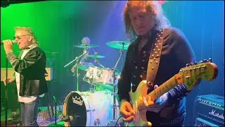 Stormbringer - Space Truckin' (Deep Purple, 1972)