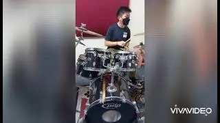 Beyond《不再犹豫》drum cover by students from Michael Drum Planet, Kota Kinabalu, Sabah, Malaysia. 🇲🇾