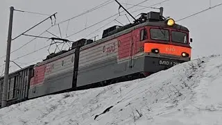 ВЛ10У 283 с грузовым поездом 