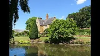 Coton Manor gardens in Northamptonshire
