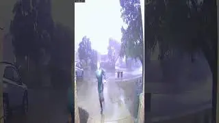 lightning hit a man in head, Strong Storm disaster in California #shorts #viral #storm