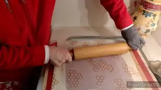 Gluten-free RED Crackers, Keto, Valentines Day, 4th of July, Christmas, healthy everyday crackers