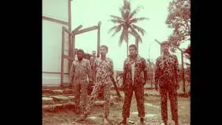 KORPS MARINIERS in NIEUW-GUINEA 1961-1962.wmv