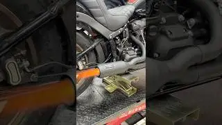 Pazoma Harley M8 Softail 2 into 1 Big Bore Full Exhaust System#harley #clubstyle