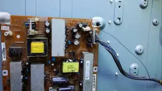 TV LG PISCANDO A TELA RESOLVIDO