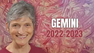 Gemini 2022-2023 Annual Horoscope Forecast - The Future Looks Bright!