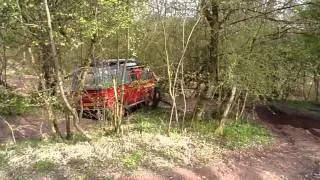 Zwerfcampers Syncro winching out Syncro Mammutpark 2011 part 1