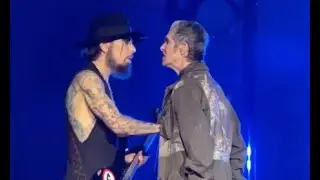 Jane&rsquo;s Addiction Cancels Rest Of Tour In Wake of Onstage Brawl