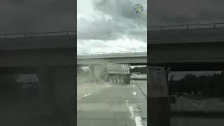 Why Are Double Trailers a Crash Risk? 🚧🚛