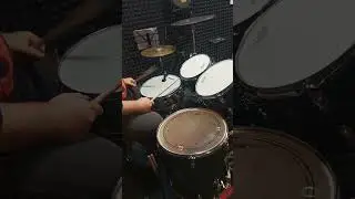 очень сложное упражнение на координацию  #drums #lesson #drummer