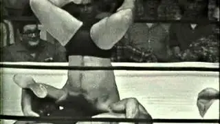 Antonio Rocca V Karl Von Hess 2/2 1961 MAIN EVENT COMISKY PARK