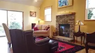1737 Lithia Way in Talent, Oregon