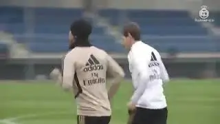 Lily Ramos 🇪🇦 🗞️🎥📽️📸💃Sergio Ramos 🏆🤘😋🧢😎