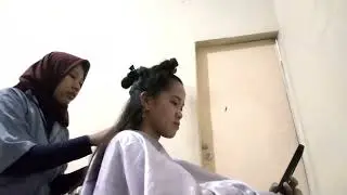 PRA UJIAN PRAKTEK PEMANGKASAN RAMBUT  DESAIN (MEDIUM CUT). Dr. Vivi Efrianova, SST., M.Pd.T