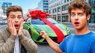 I SURPRISED MY FRIENDS WITH MASSIVE GIFTS | Topper Guild