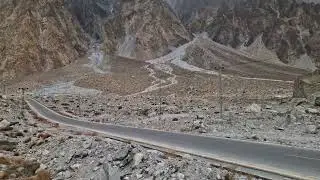 Hunza-valley, Karakoram Highway - Pakistan in April (sakura-time)