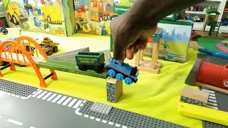 BRIO Trains: Fireman Toy Vehicles, Tunnel & Wooden Train Railway Toys Unboxing  Build and Play toys
