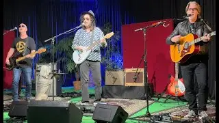 Mike Campbell & The Dirty Knobs 