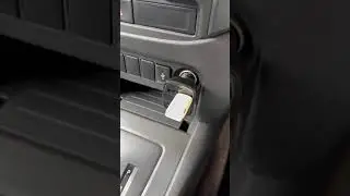 UGREEN Bluetooth Transmitter Car USB C PD 20W Wireless Bluetooth Receiver MP3 Car Charger Hands-Free