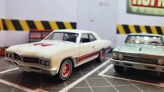Autoworld Deluxe Series - GM Classic And F-Bodies 2 Packs Plus A Second Look At Ponch Power