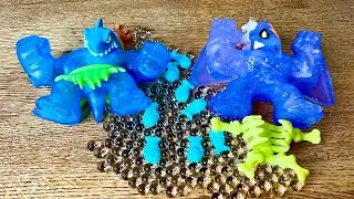 Cut Goo Jit Zu Thrash Dino Power and Goo Jit Zu Terrack Dino X-Ray