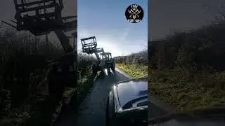 🦊 Dangerous farmer tries to ram sabs in his tractor - Middleton Hunt 🦊