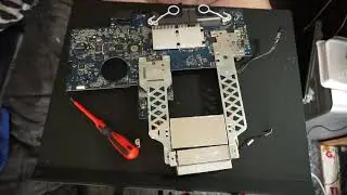 Upgrading to SSD and Maintenance of the iMac G5 Prototype (2/3)