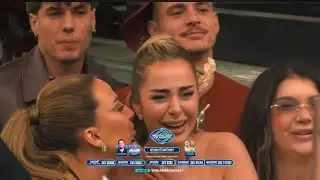 Eljona shperthen ne lot kur mer nji urim nga motra per ditelindja