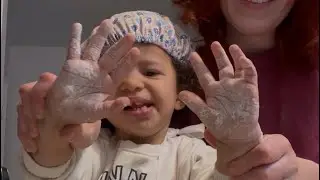 Baking chocolate chip cookies with my toddler 