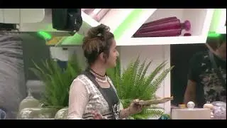 #Biggboss S14 || Rubina's sister Jyotika shares her social media experience