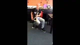 Maarten Hogenhuis gives Adolphe Sax & Cie tenor a try