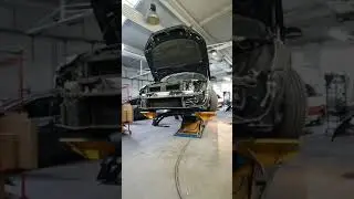 Audi A4 2019 Frontschaden Instandsetzung Teil 1