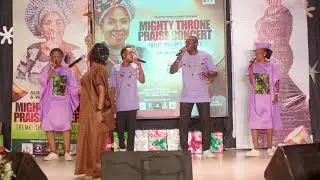 MIN OLUWABUNMI LIVE AT MIGHTY THRONE PRAISE CONCERT